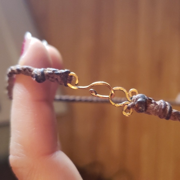 Beautiful Labradorite Stone Macrame Pendant Necklace - Picture 5 of 5